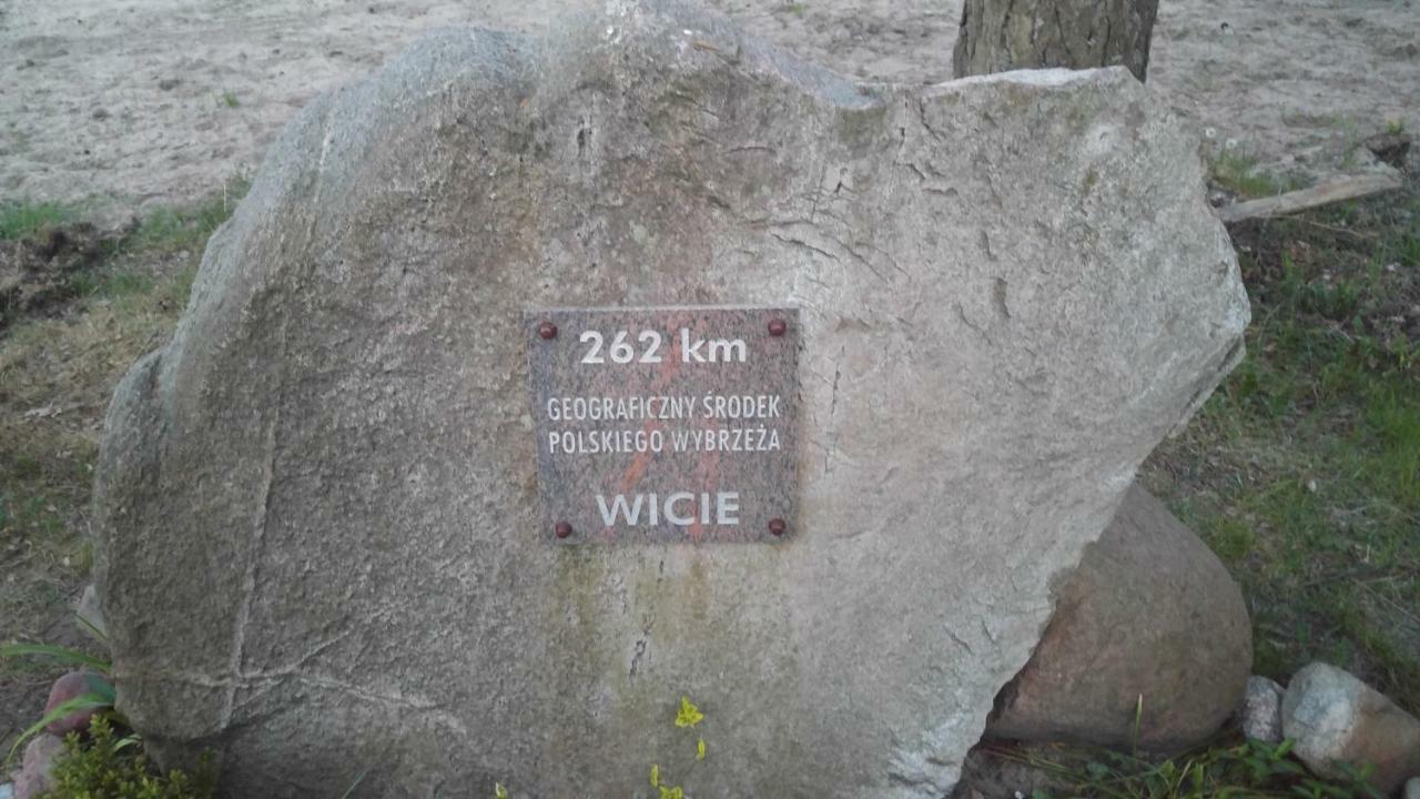 Domki Letniskowe Wikar Vitte Exterior foto